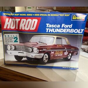 Revell Hot Rod Tasca Ford Thunderbolt model